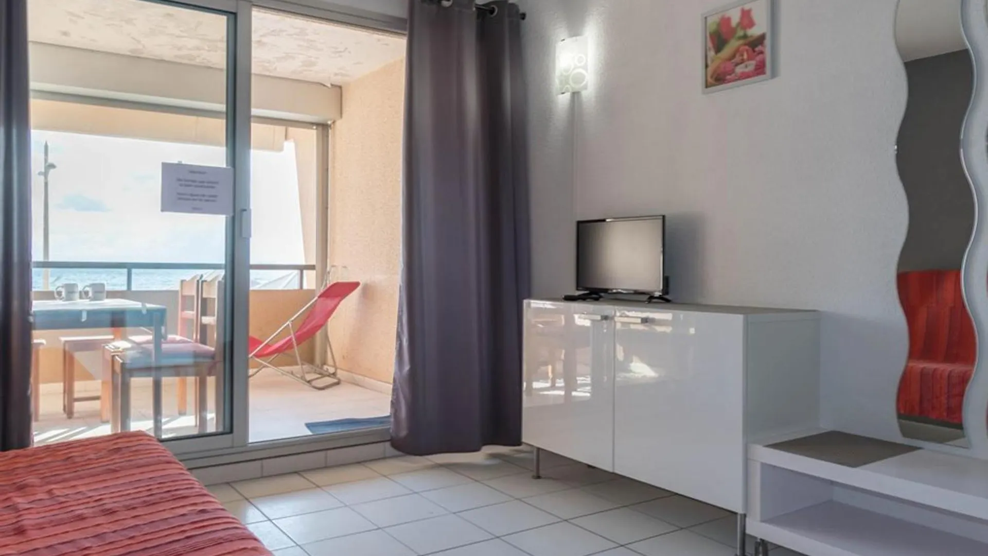 Studio Cabine Face Mer, 4 Pers, Parking Prive, Au Lavandou - Fr-1-803-2 Le Lavandou Apartamento