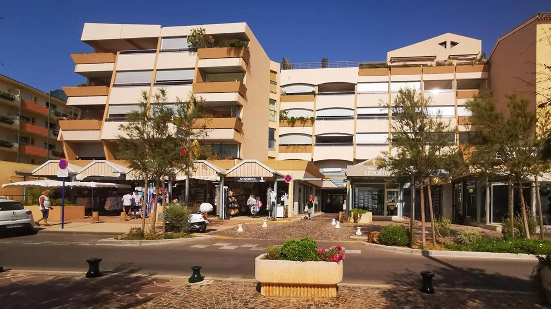 Studio Cabine Face Mer, 4 Pers, Parking Prive, Au Lavandou - Fr-1-803-2 Le Lavandou