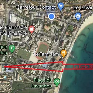Dans Piscine 500m De La 2** Le Lavandou